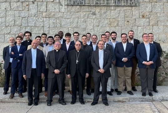 INAUGURACIÓN OFICIAL DEL CURSO EN EL TEOLOGADO DE ÁVILA