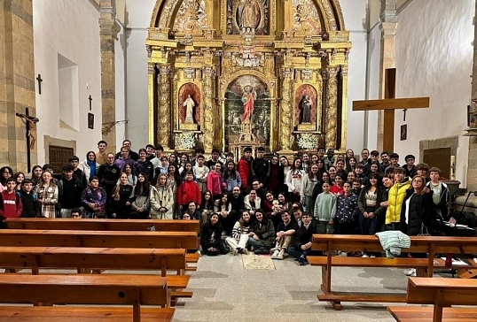 110 JÓVENES EN EL ENCUENTRO DIOCESANO EN VEGA DE ESPINAREDA