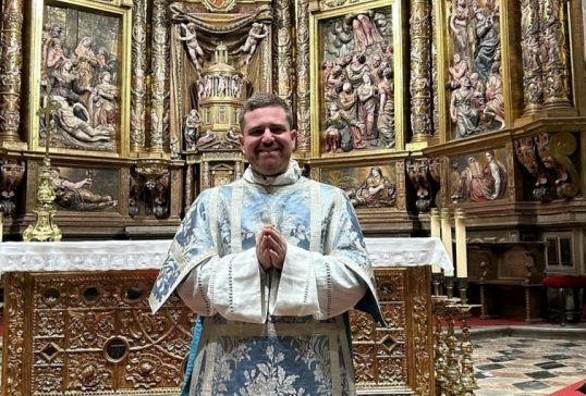 ORDENACIÓN SACERDOTAL DE GONZALO VITORIA BORES